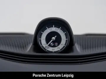 Porsche Taycan Turbo Burmester ActiveRide Night Vision