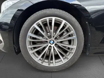 BMW 330i Limo Car Widescreen LED 18  SHZ lumbar