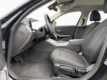 BMW 330i Limo Car Widescreen LED 18  SHZ lumbar