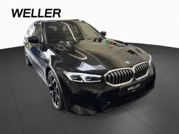 BMW 330d xDrive Touring M Sport 19  ParkPlus AHK HUD
