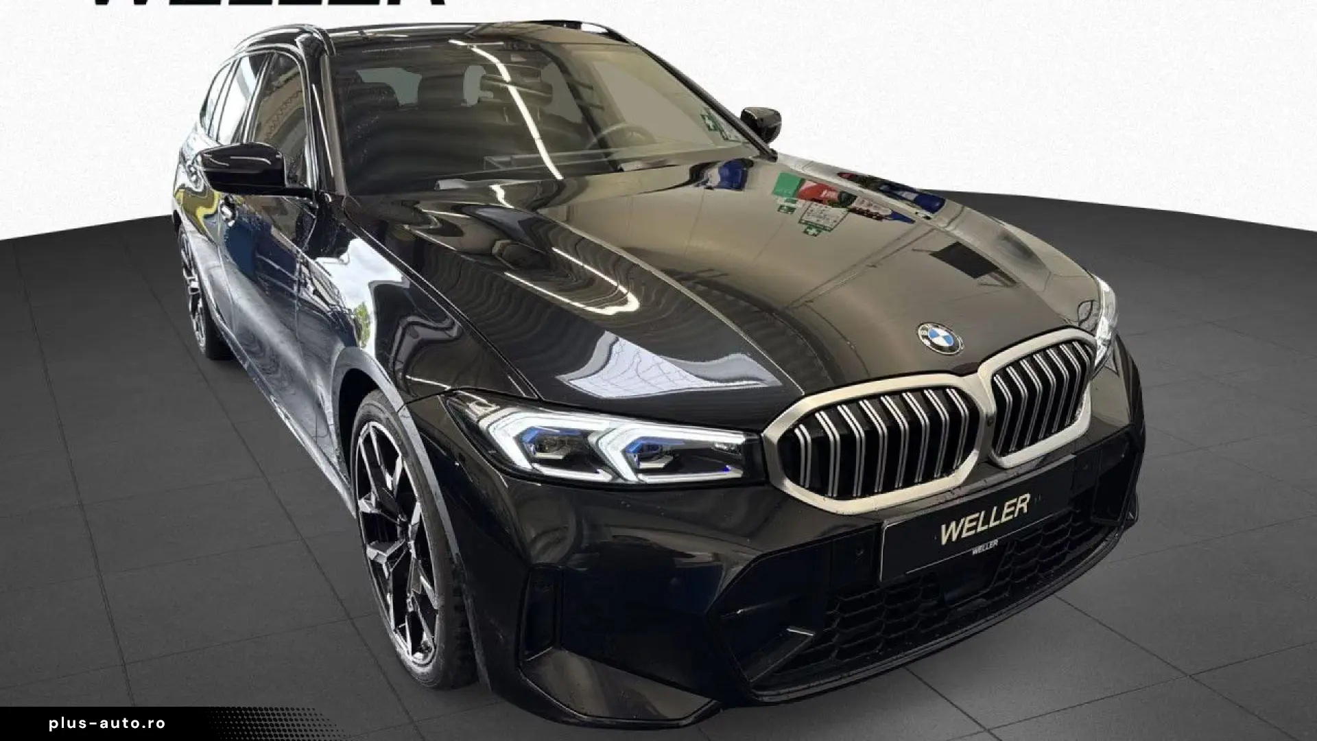 BMW 330d xDrive Touring M Sport 19  ParkPlus AHK HUD