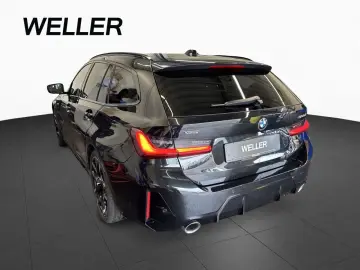 BMW 330d xDrive Touring M Sport 19  ParkPlus AHK HUD