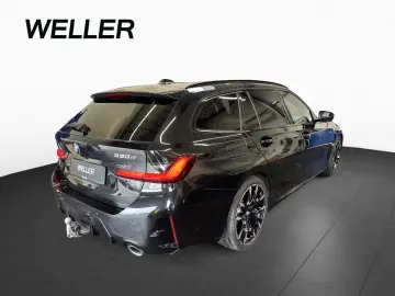 BMW 330d xDrive Touring M Sport 19  ParkPlus AHK HUD