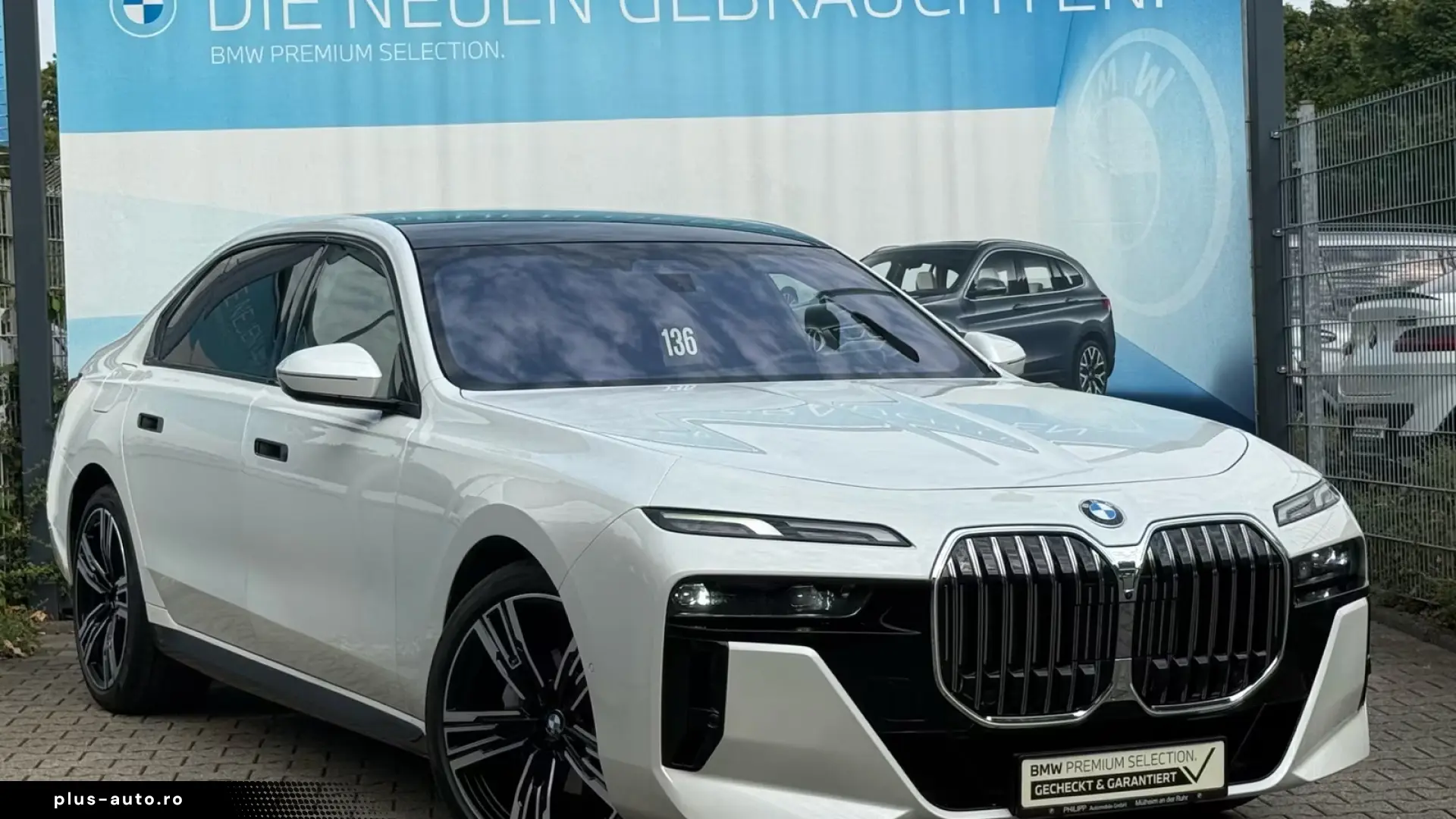 BMW 740d xDrive M Sport PanoSky StHzg Autobahnas B&W