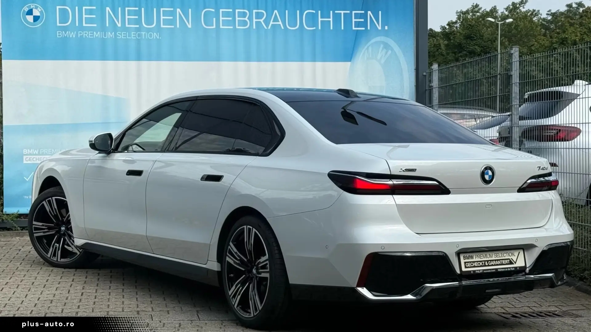 BMW 740d xDrive M Sport PanoSky StHzg Autobahnas B&W