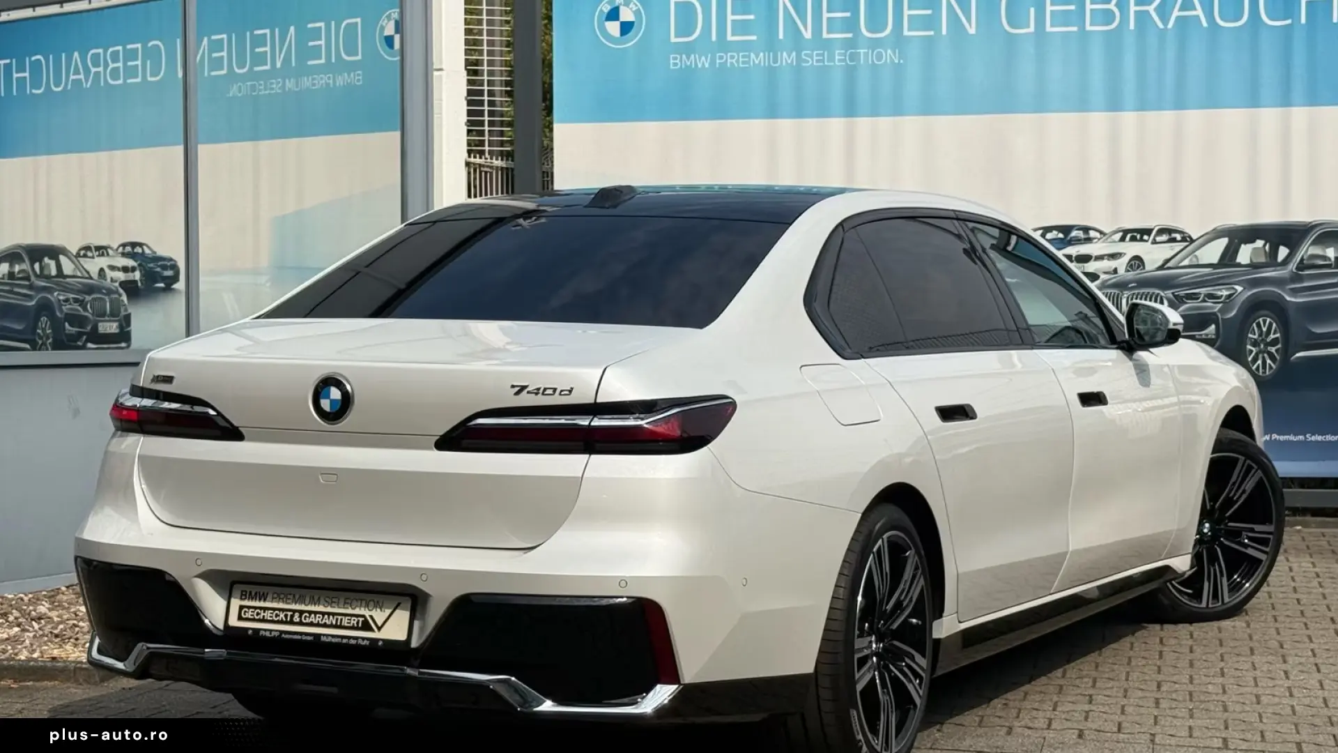 BMW 740d xDrive M Sport PanoSky StHzg Autobahnas B&W