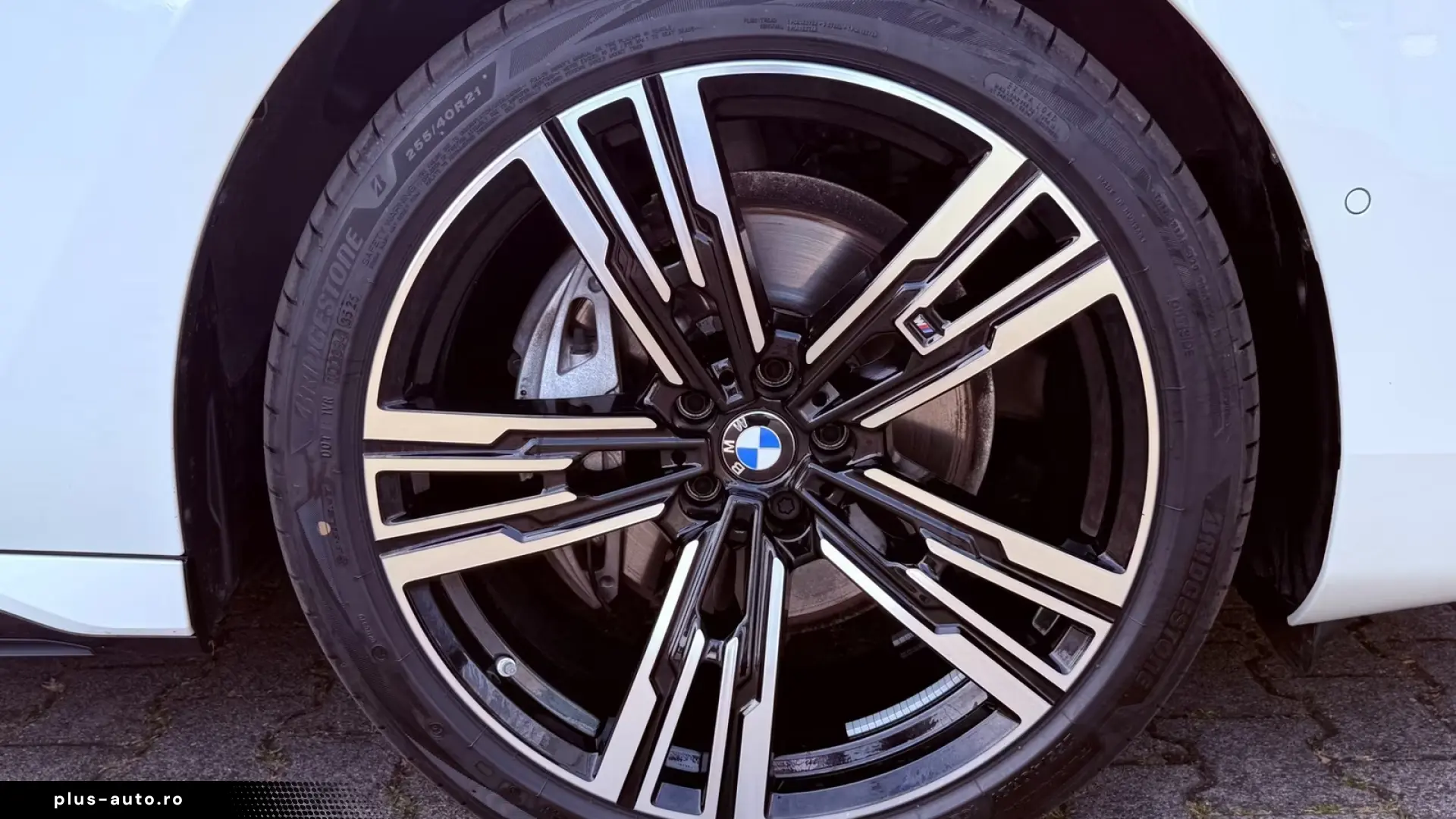 BMW 740d xDrive M Sport PanoSky StHzg Autobahnas B&W