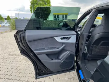 Audi Q8 50 TDI quattro S line • B&O •Pano • Matrix • 360