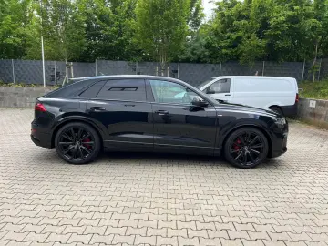 Audi Q8 50 TDI quattro S line • B&O •Pano • Matrix • 360