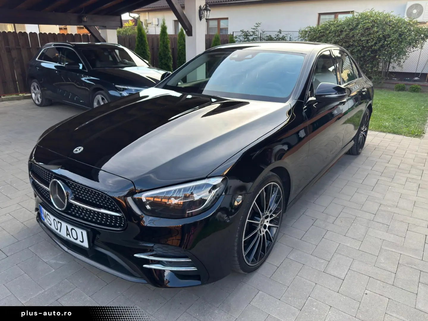Mercedes-Benz E 300