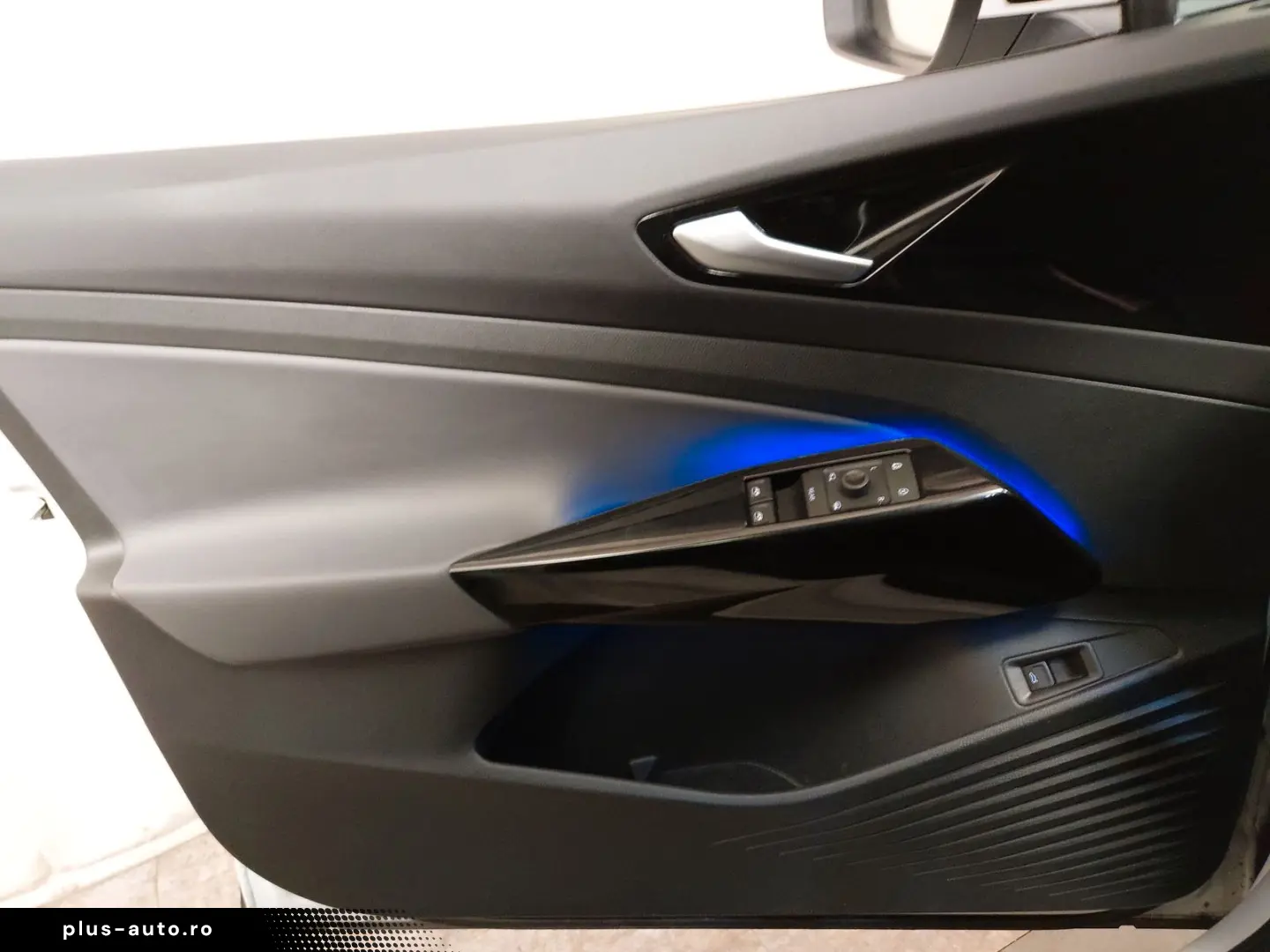 VW ID.4 Pro Performance Navi LED Pano HuD