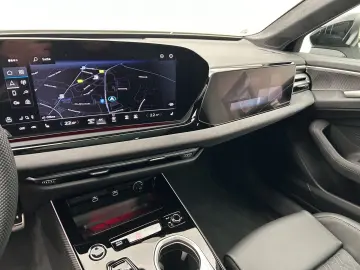Audi A6 Avant e-hybrid edition one quattro S line Nav
