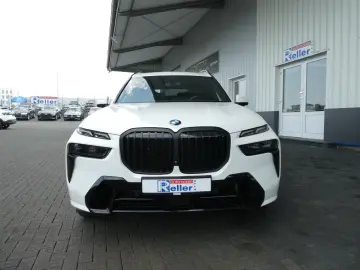 BMW X7 xDrive40d M Sport Pro • Pano • Merino • HUD • 360