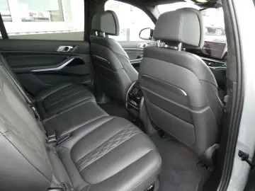BMW X7 xDrive40d M Sport Pro Pano Soft-Close