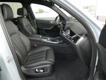 BMW X7 xDrive40d M Sport Pro Pano Soft-Close