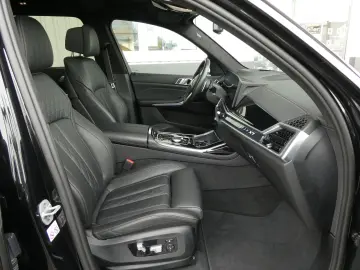 BMW X7 xDrive40d M Sport Pro Pano Soft-Close