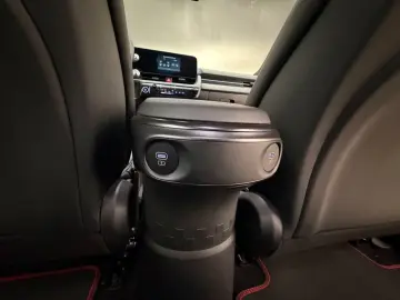 Hyundai IONIQ 5 N 84 kWh 4WD – 609 CP 360  Ventilație