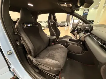Hyundai IONIQ 5 N 84 kWh 4WD – 609 CP 360  Ventilație