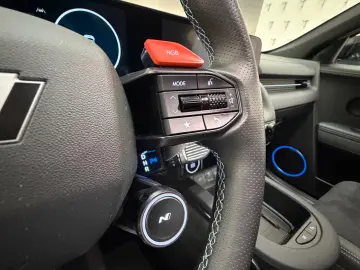 Hyundai IONIQ 5 N 84 kWh 4WD – 609 CP 360  Ventilație