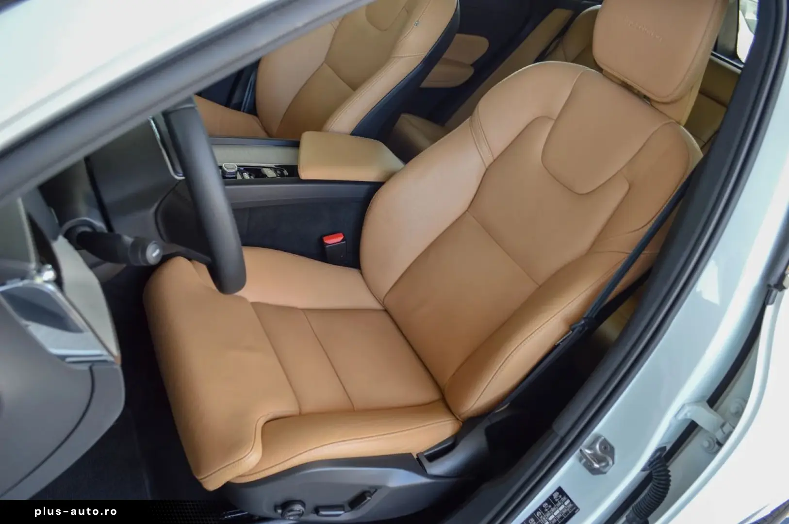 2020 Volvo XC-60 T8 Twin Engine eAWD Inscription TVA Deducti