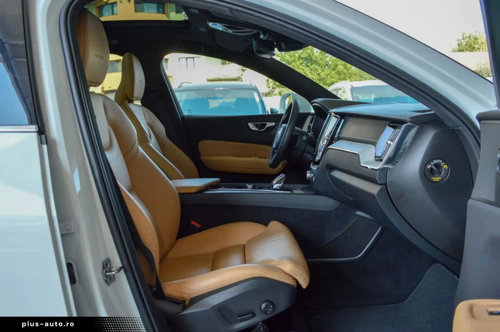 2020 Volvo XC-60 T8 Twin Engine eAWD Inscription TVA Deducti