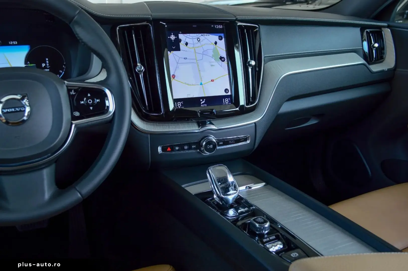 2020 Volvo XC-60 T8 Twin Engine eAWD Inscription TVA Deducti