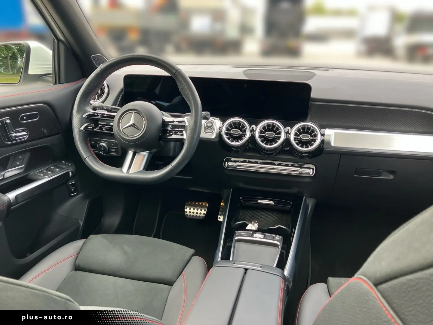 MERCEDES-BENZ GLB 220 d 4M AMG Pano Distr. LED Burm. 360 Kam