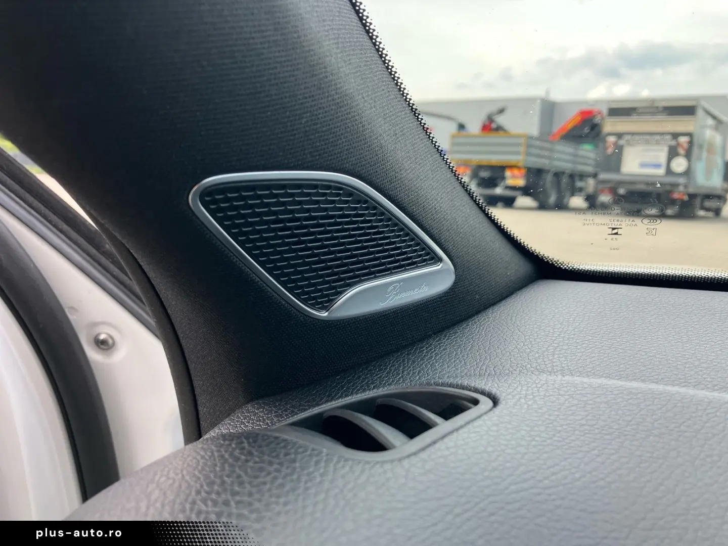 MERCEDES-BENZ GLB 220 d 4M AMG Pano Distr. LED Burm. 360 Kam