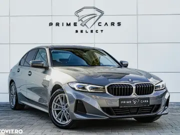 BMW Seria 3 330e Aut. Sport Line