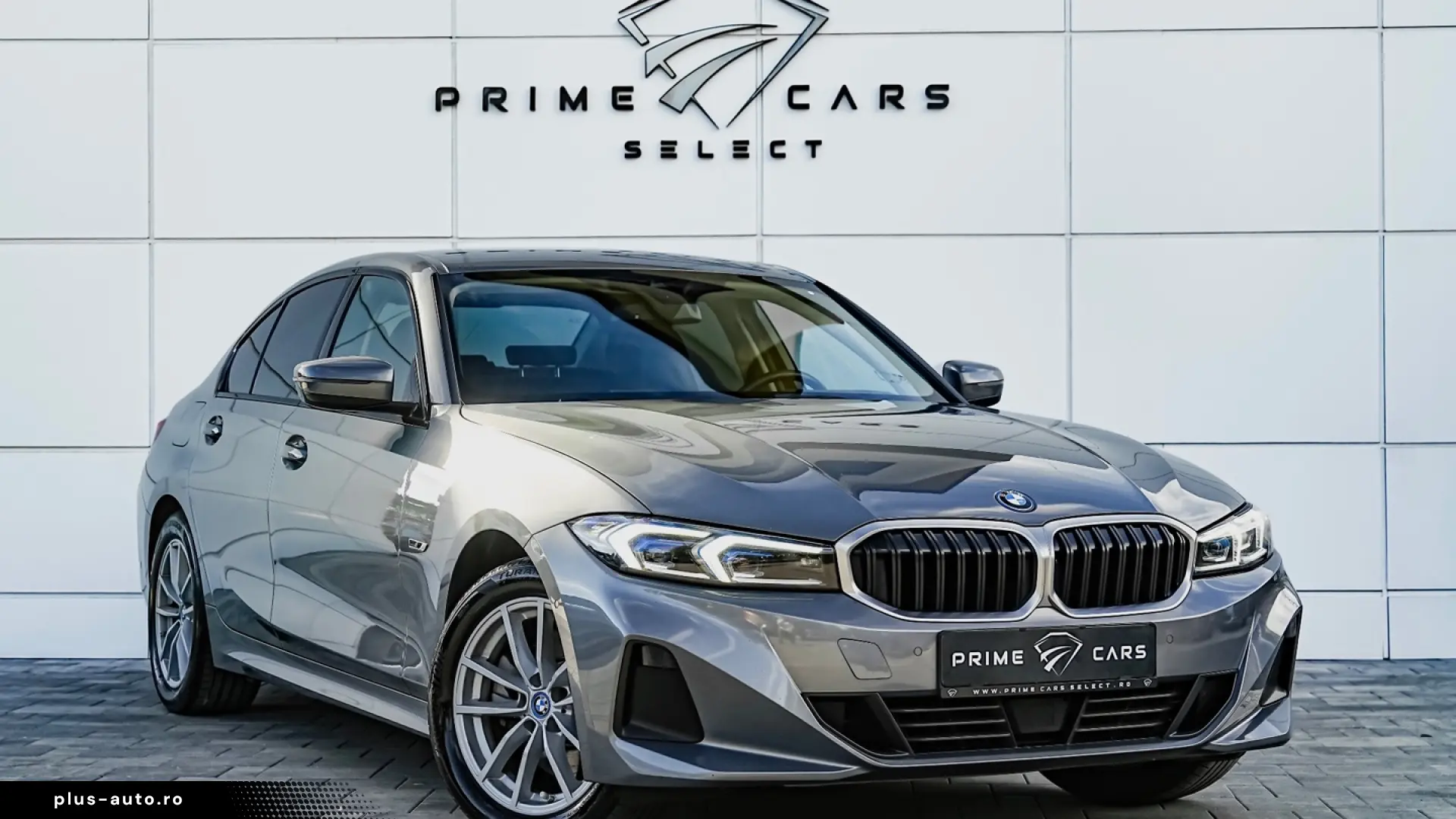 BMW Seria 3 330e Aut. Sport Line