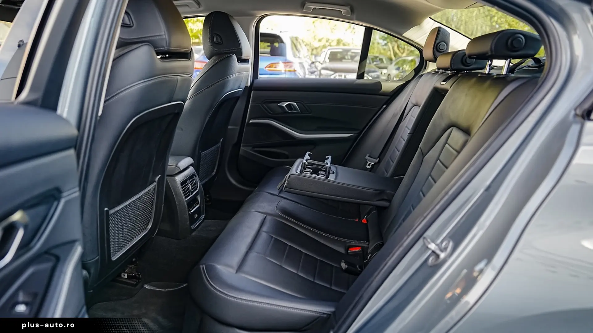 BMW Seria 3 330e Aut. Sport Line