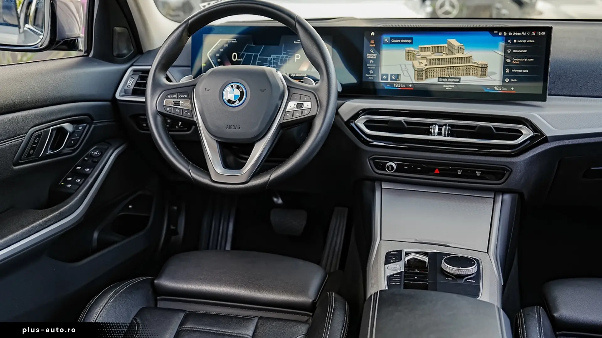 BMW Seria 3 330e Aut. Sport Line