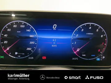 MERCEDES-BENZ CLE 300 4M Coupé AMG Pano Digital Nigh…