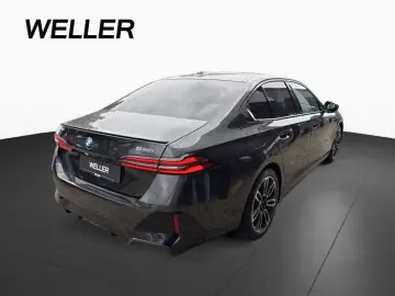 BMW 520i M SPORT PRO Iconic Leder LivePro 360