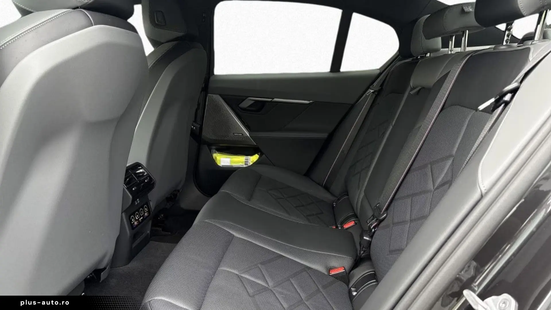 BMW 520i M SPORT PRO Iconic Leder LivePro 360