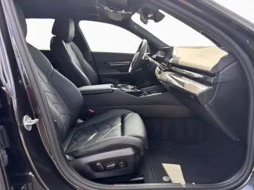 BMW 520dA xDr T M SPORT StHz AHK 20