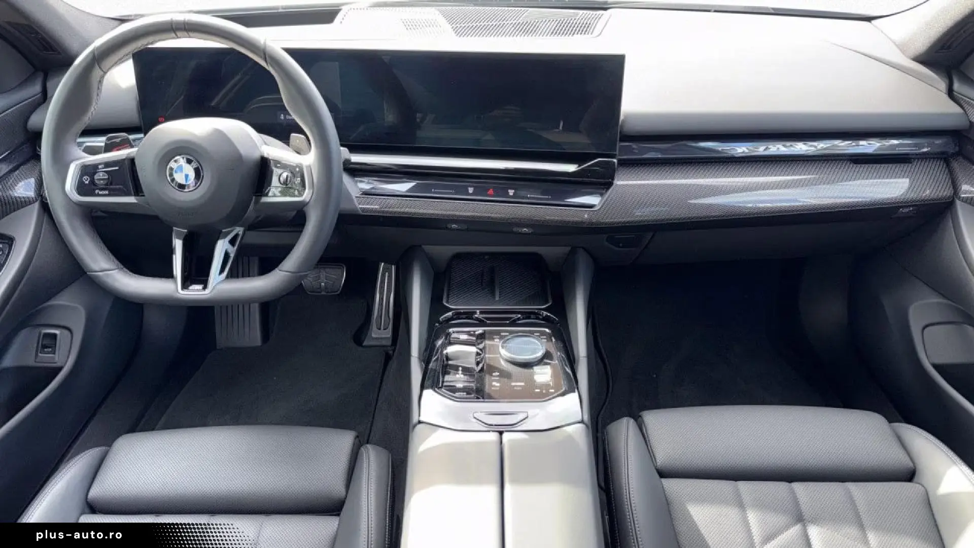 BMW 520dA T M SPORT Pano AHK StHzg