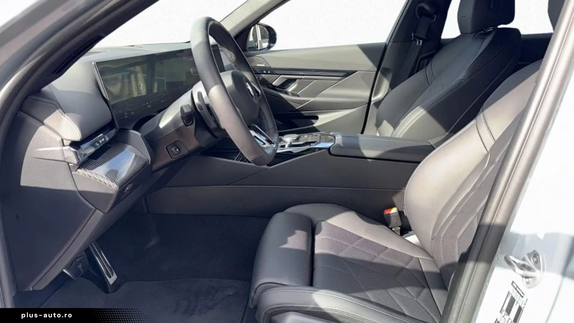 BMW 520dA T M SPORT Pano AHK StHzg