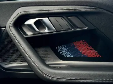 BMW M2 Coupé   Toronto Rot   Carbon   Memorysitz