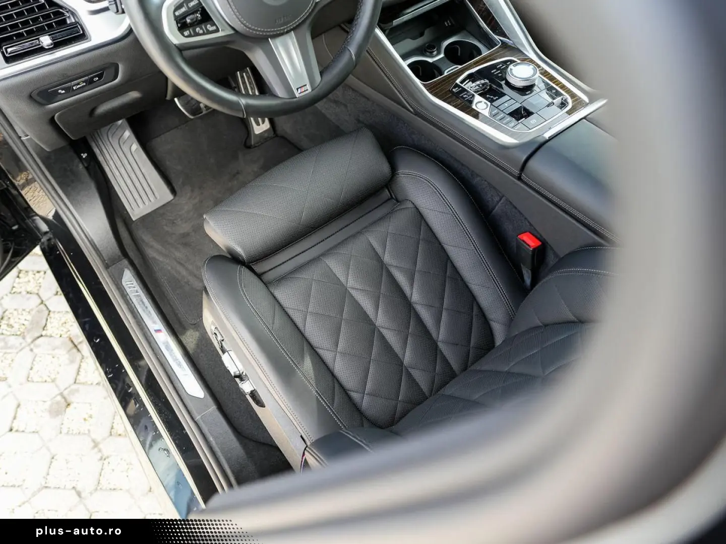 BMW X6 xDr40d MSpPRO SkyLounge Massage AirSusp SoftCl Ventil