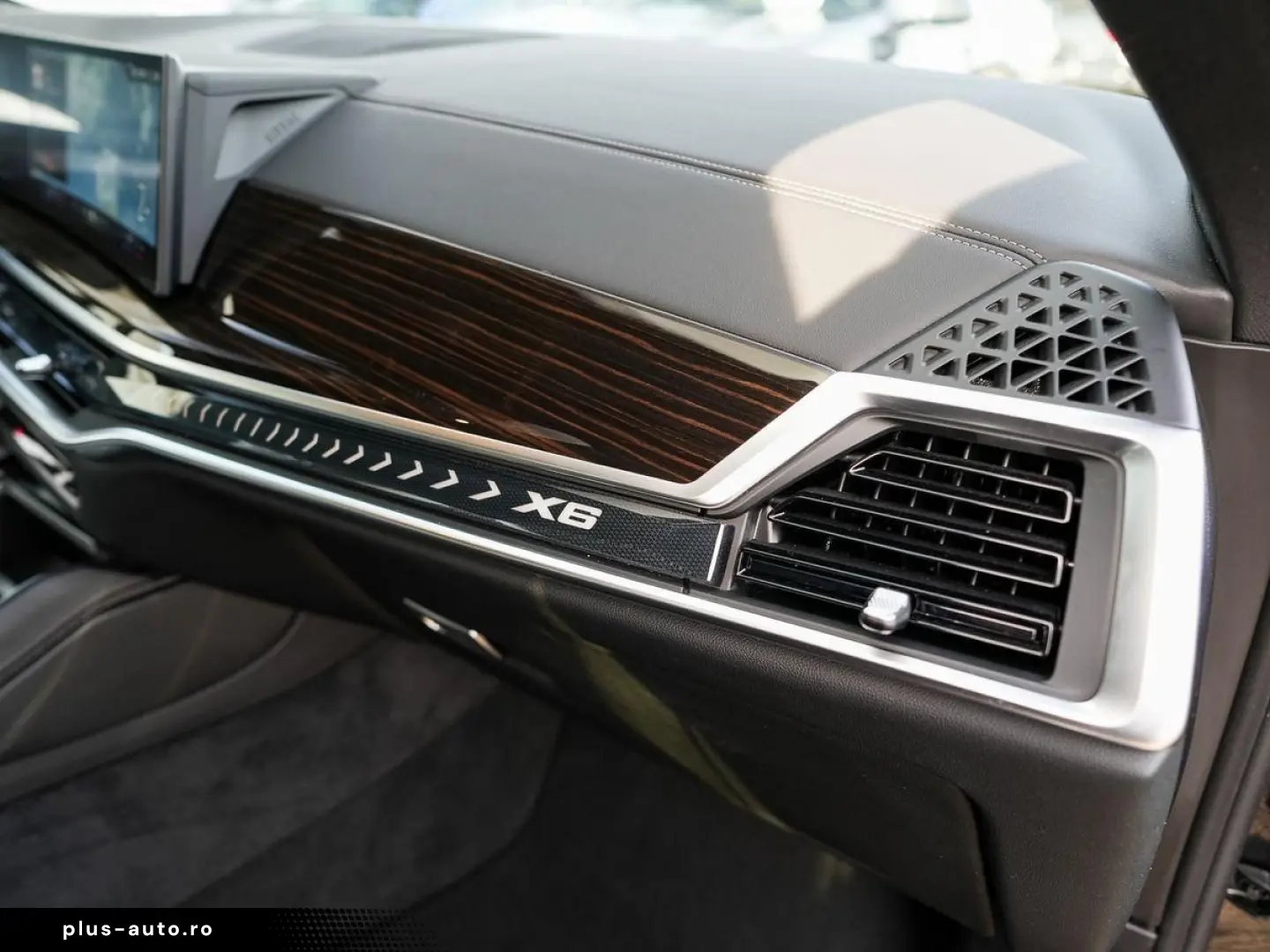 BMW X6 xDr40d MSpPRO SkyLounge Massage AirSusp SoftCl Ventil