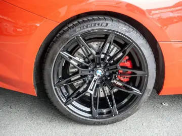 BMW M2 CARBON HUD NAVI SPORTSITZ MEM PARKASSI DRIVIN