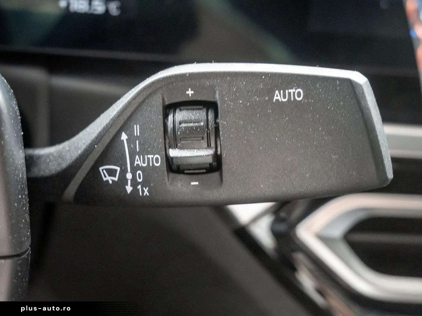 BMW M2 CARBON HUD NAVI SPORTSITZ MEM PARKASSI DRIVIN