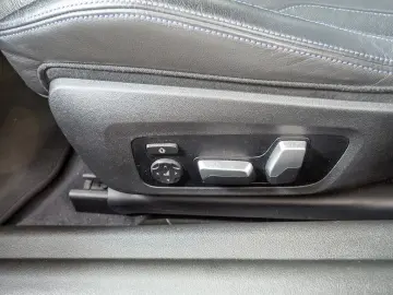 BMW M2 CARBON HUD NAVI SPORTSITZ MEM PARKASSI DRIVIN