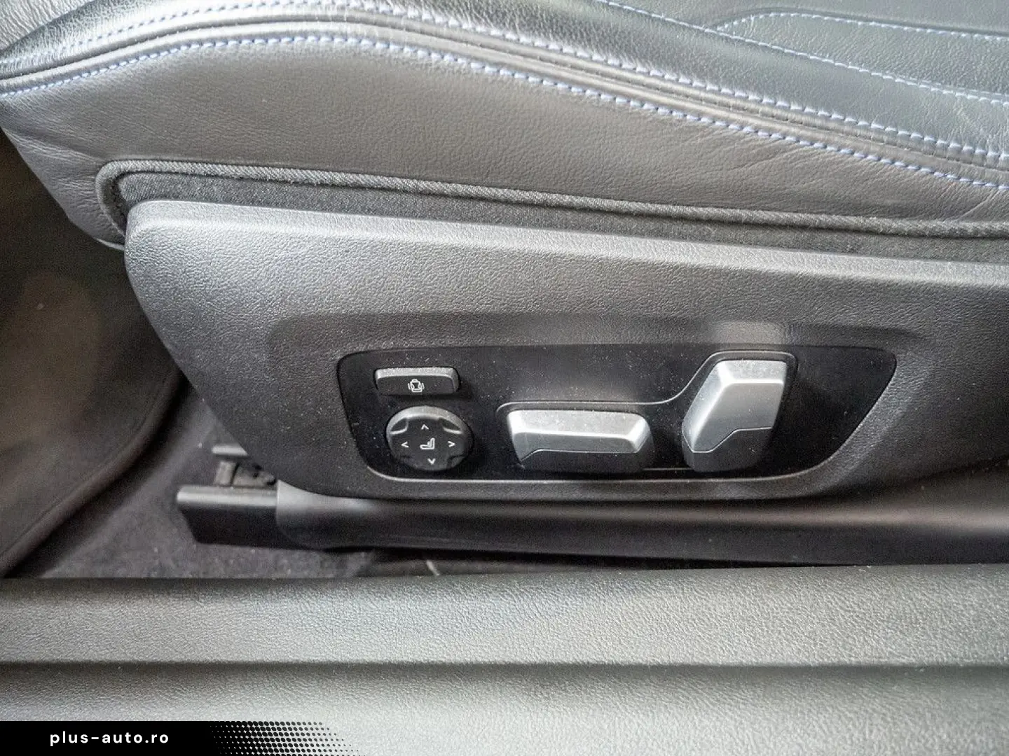 BMW M2 CARBON HUD NAVI SPORTSITZ MEM PARKASSI DRIVIN