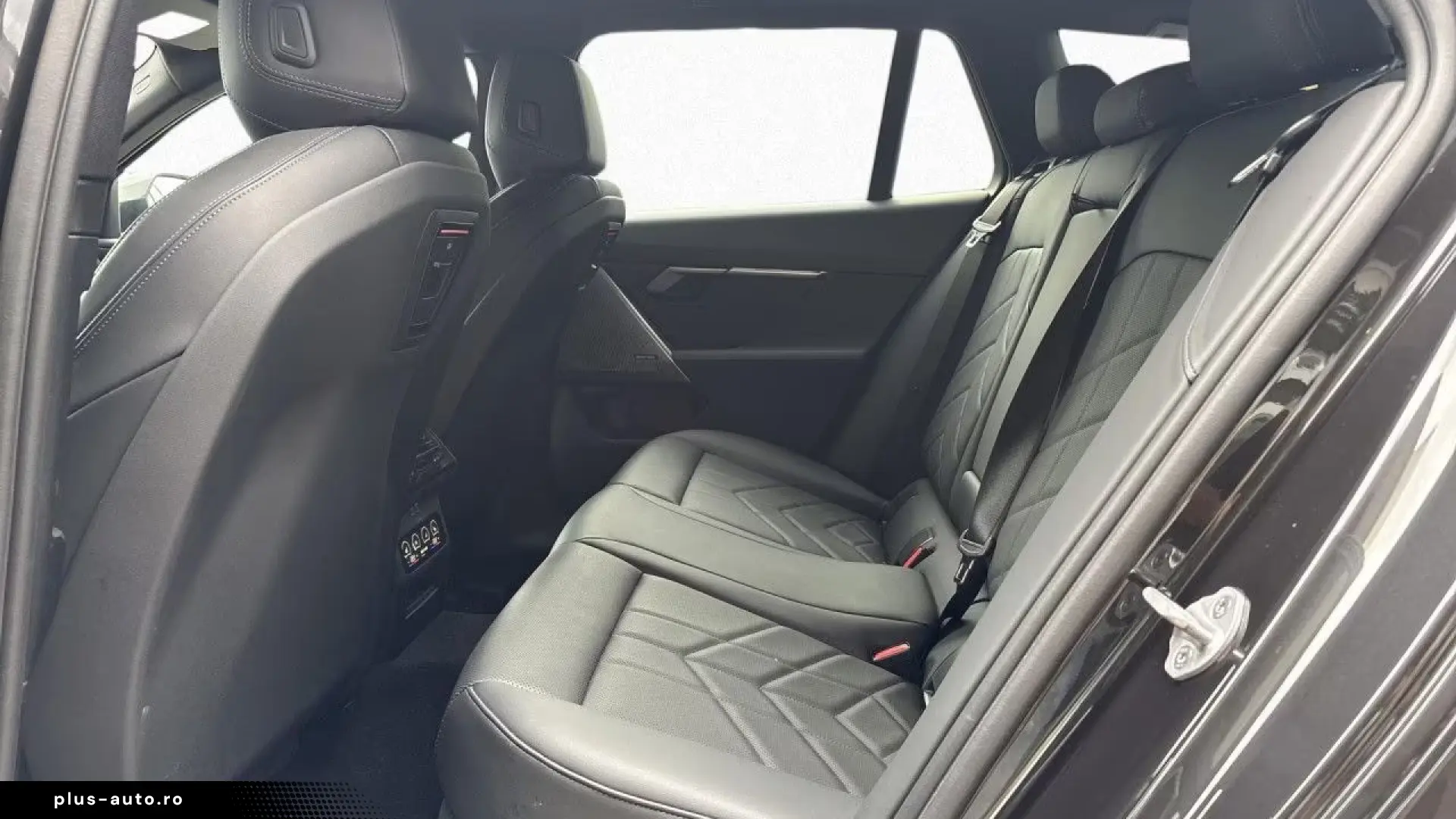 BMW 520dA T M SPORT StHzg AHK 360