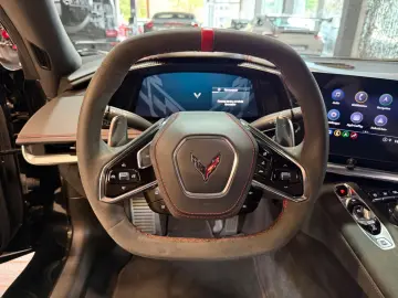 Corvette C8 6.2 Stingray 3LT Targa Z51 Performance Pack