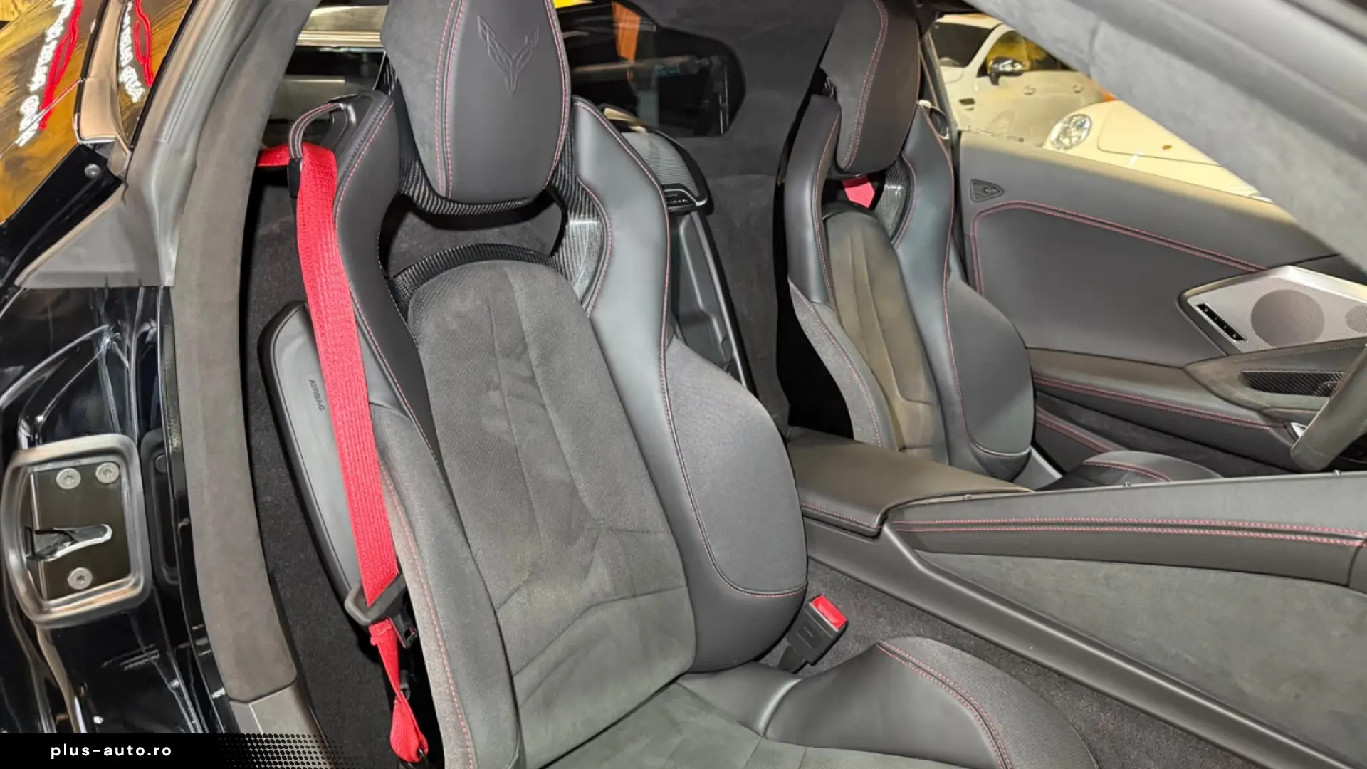 Corvette C8 6.2 Stingray 3LT Targa Z51 Performance Pack
