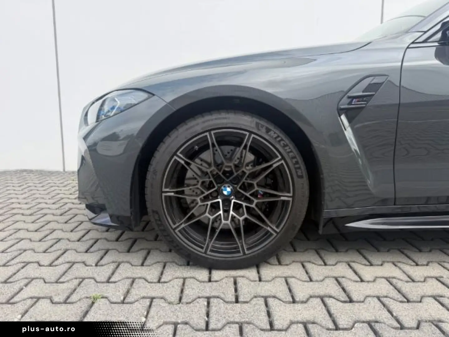 BMW M4 Competition xDrive A M HUD AD Navi Leder Digi