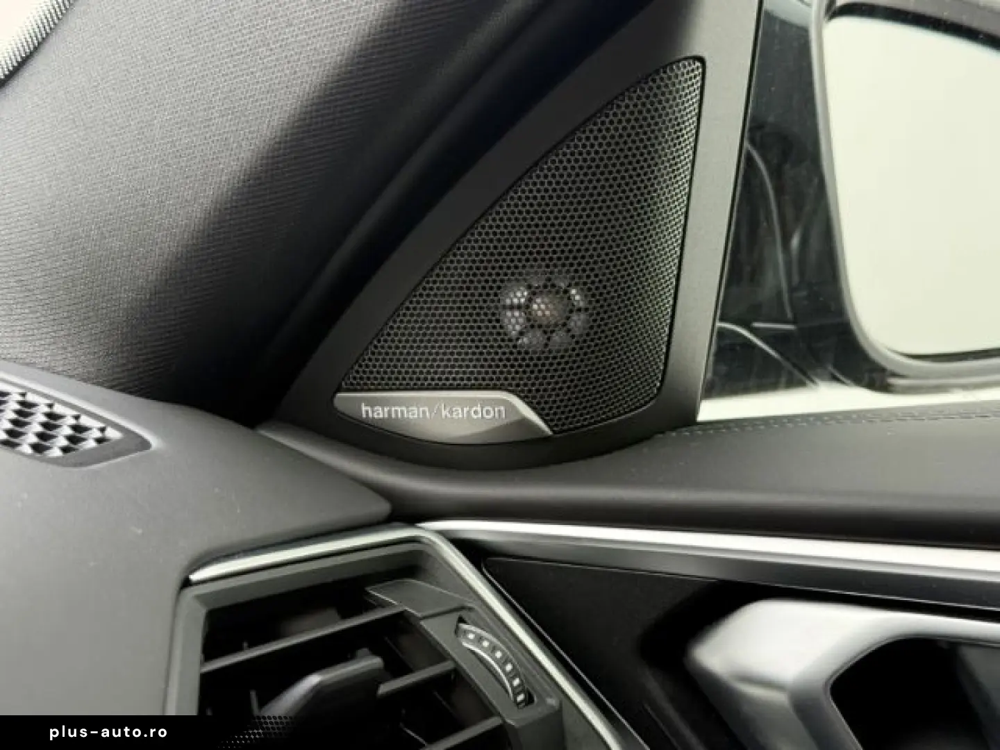 BMW M4 Competition xDrive A M HUD AD Navi Leder Digi